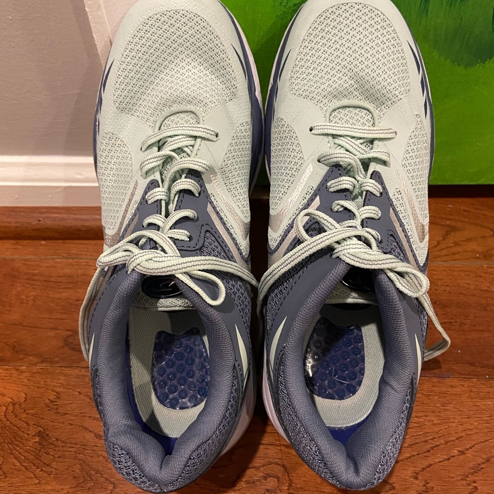 Dr Scholl’s Mint Sport Sneakers with Gel Padding Techonology